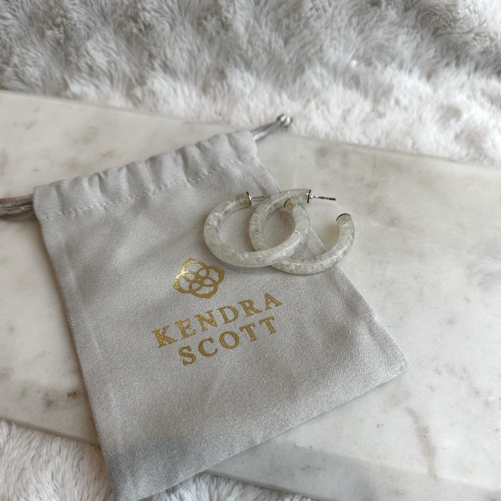 Kendra Scott Sonnie Hoops